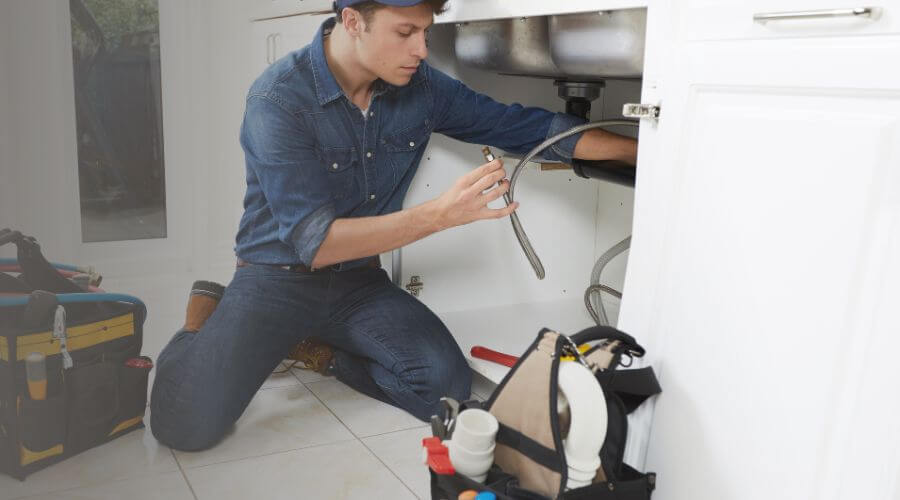 Expert burst pipe repair services in Ruidoso Downs, NM